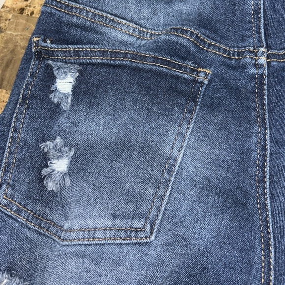 High waisted distressed blue Jean shorts - Picture 6 of 6